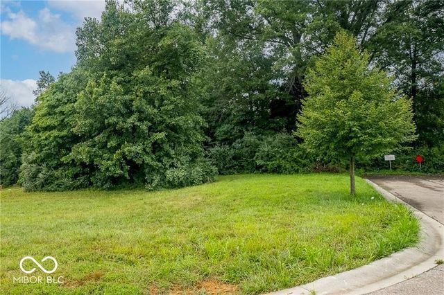 Lot 4 Brookfield Dr, Columbus, IN 47201