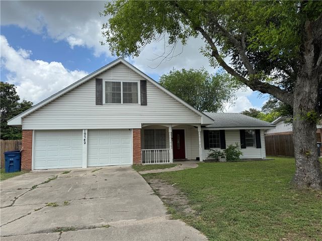 10742 Kingwood Dr, Corpus Christi, TX 78410