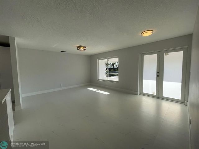 1350 SW 72nd Ave, Fort Lauderdale, FL 33317
