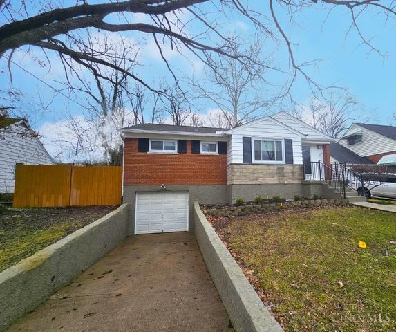 Hempstead Drive, Cincinnati, OH 45231