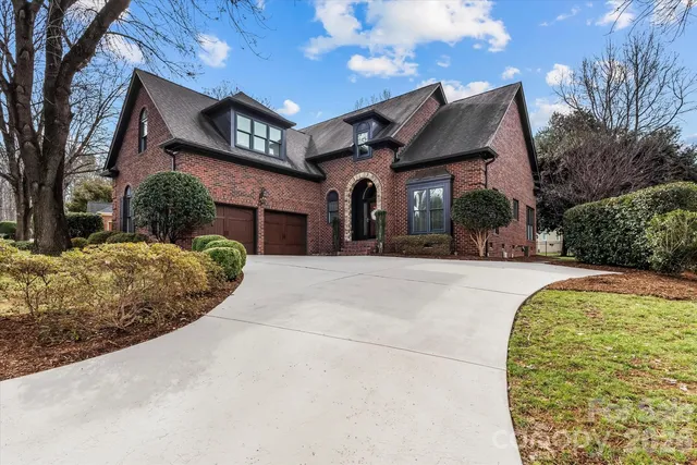 7618 Vistaview Dr, Cornelius, NC 28031