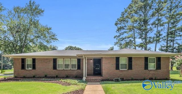 1825 Pennylane SE, Decatur, AL 35601