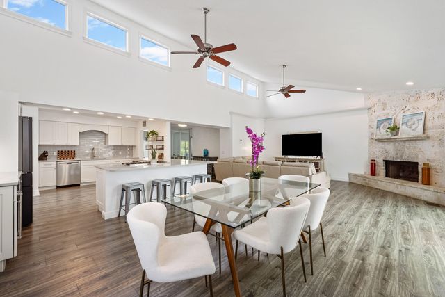 310 Edgewood Drive N, West Palm Beach, FL 33405