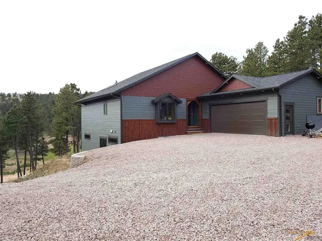 11532 High Valley Dr, Rapid City, SD 57702