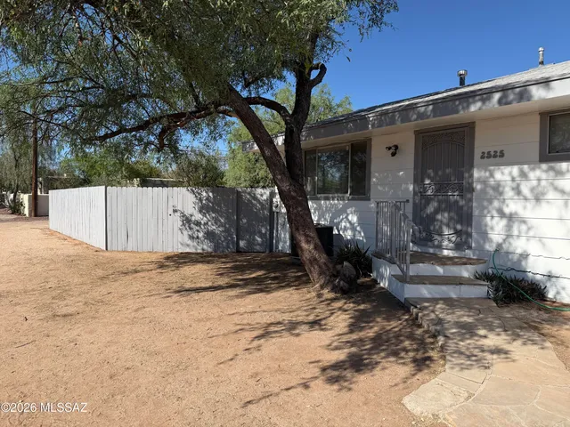 2525 N  Cherry Ave, Tucson, AZ 85719