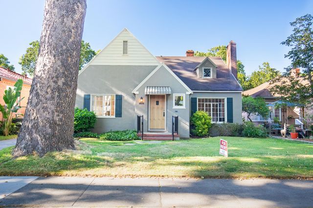 1541 10th Ave, Sacramento, CA 95818