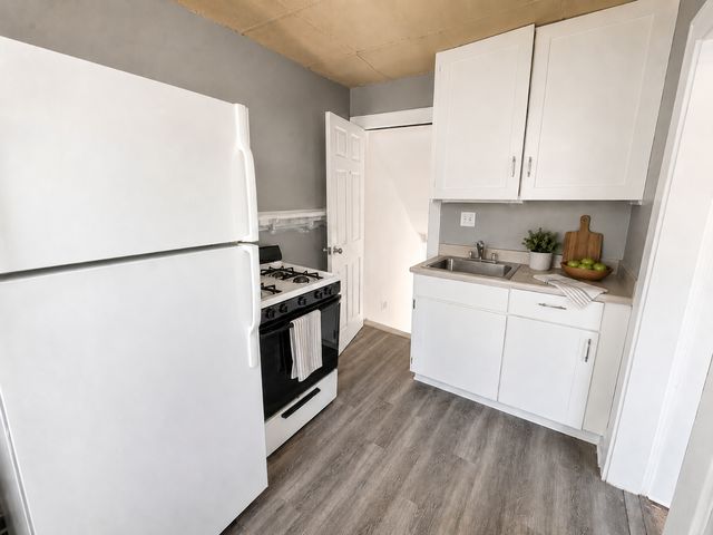 616 Sibley St NW, Grand Rapids, MI 49504