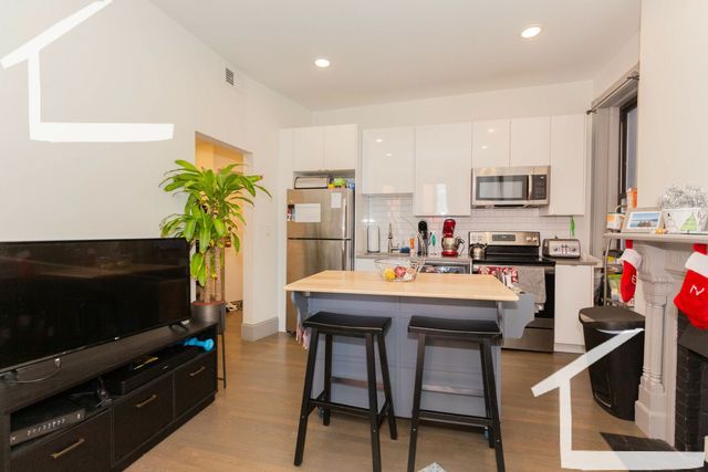 11 Belvidere St #22, Boston, MA 02115