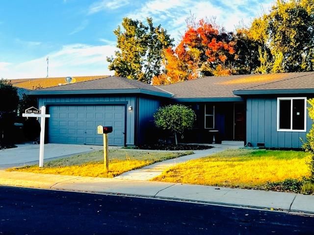 317 Gilbert Dr, Ripon, CA 95366