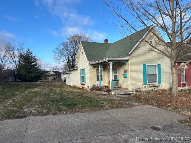604 N Main Street, Salem, IN 47167