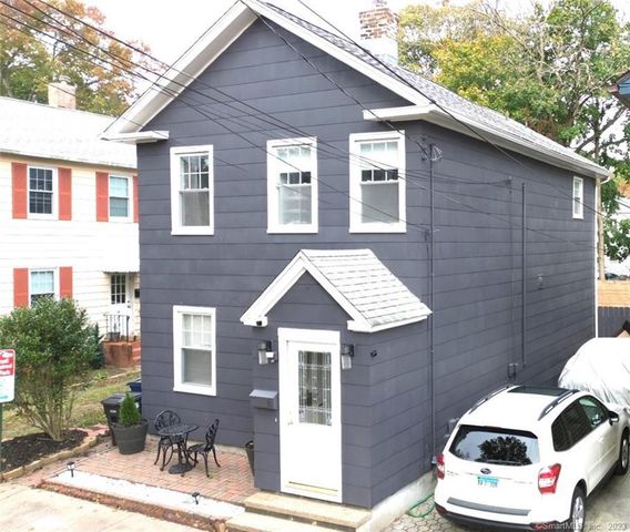 13 Hine Pl, New Haven, CT 06511