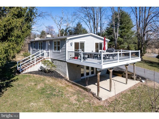 141 McFadden Rd, Chadds Ford, PA 19317