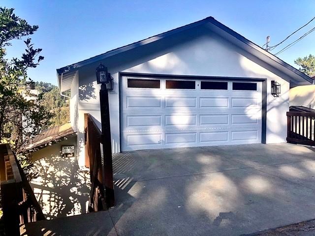 6441 Girvin Dr, Oakland, CA 94611