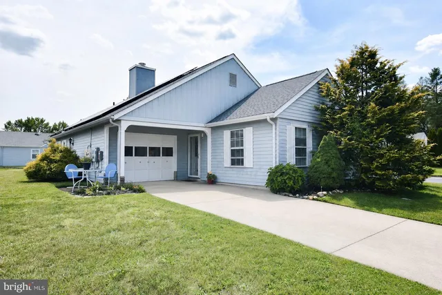 3 Andover Ct, Southampton, NJ 08088