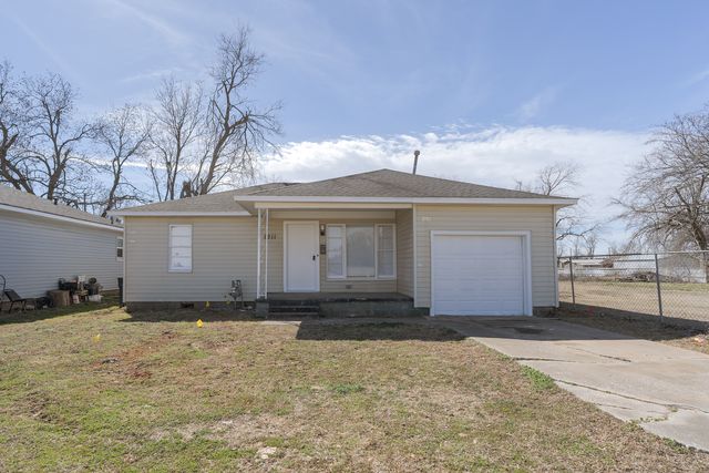 1211 W  Wallace St, Shawnee, OK 74801