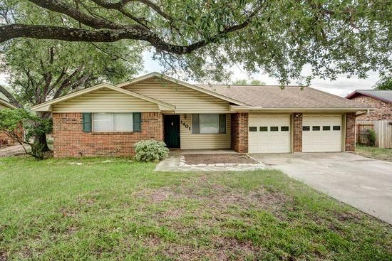 1401 Langford St, College Station, TX 77840