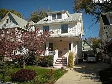 1227 Hall Ave, Lakewood, OH 44107