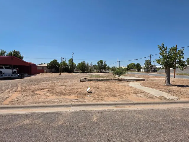701 S  Bois D Arc St, Pecos, TX 79772