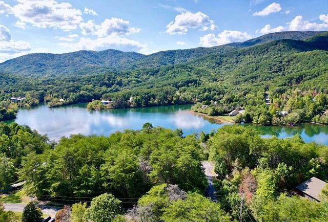 204 Lakeview Dr, Turtletown, TN 37391