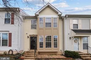 5211 Stoney Meadows Dr, District Heights, MD 20747