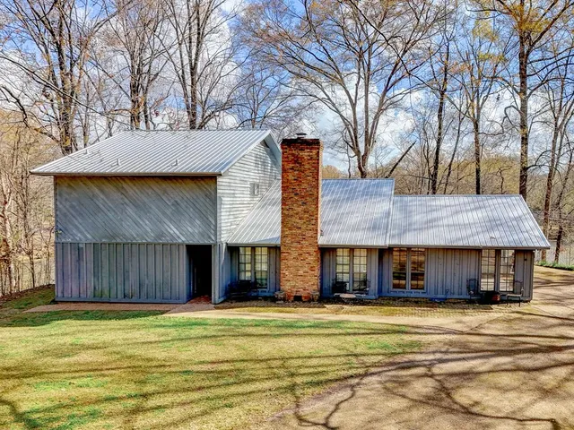 117 Amanda Dr, Vicksburg, MS 39180