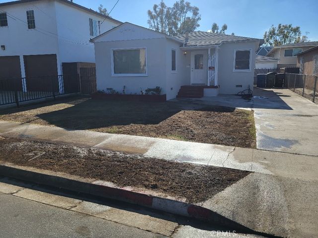 224 W  Plymouth St, Inglewood, CA 90302