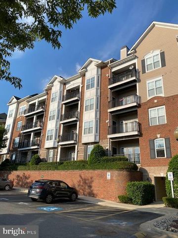 501 Hungerford Dr #137, Rockville, MD 20850