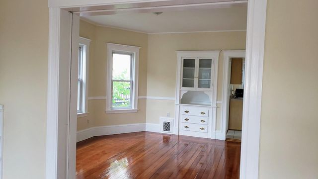 217 College Ave #2, Somerville, MA 02144