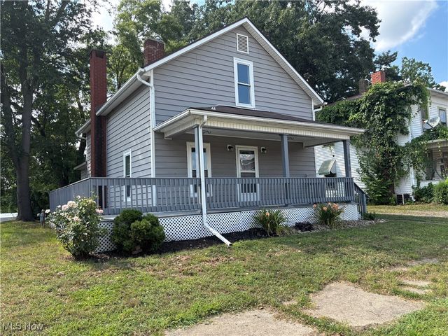 116 6th St SW, New Philadelphia, OH 44663