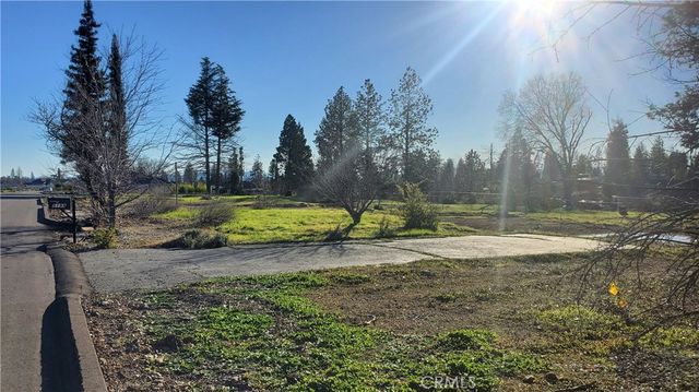5199 Country Club Dr #13, Paradise, CA 95969