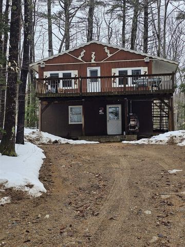 30 Middle Shore Dr, Madison, NH 03849