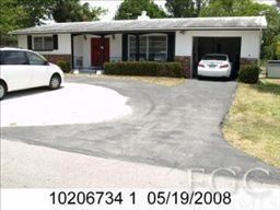 823 Lake McGregor Dr, Fort Myers, FL 33919