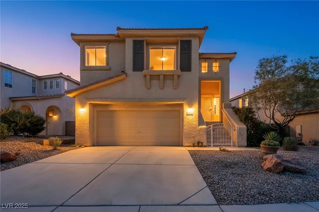 10720 Valencia Hills St, Las Vegas, NV 89141
