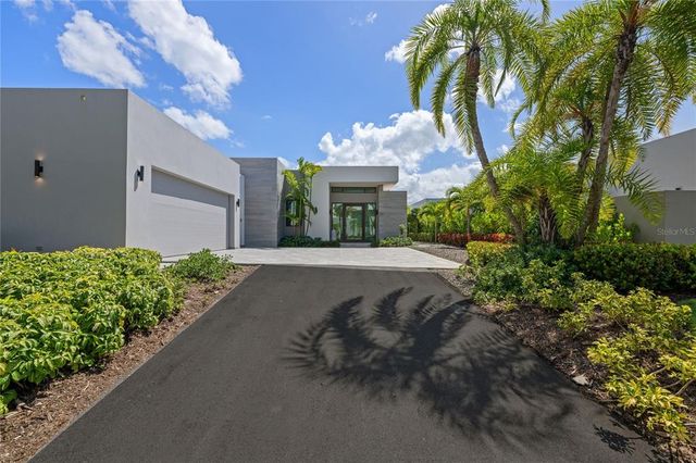 23 The Isles, Dorado, PR 00646