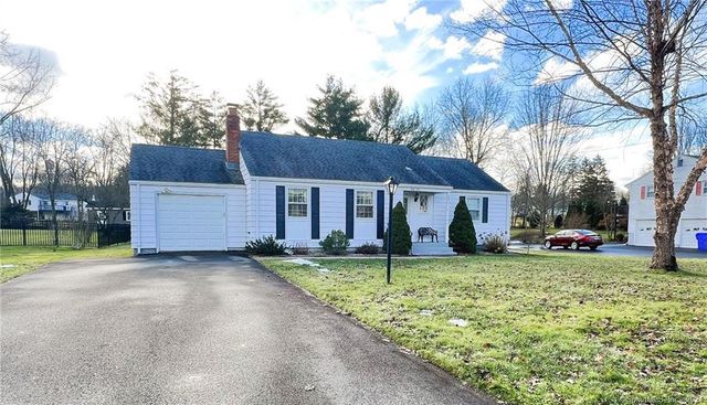 43 Terry Ln, Rocky Hill, CT 06067