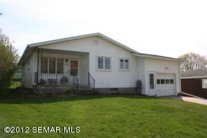 506 E  Newburg Ave, Mabel, MN 55954