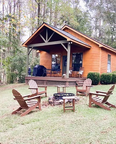 159 Sunset Point Rd, Fort Gaines, GA 39851