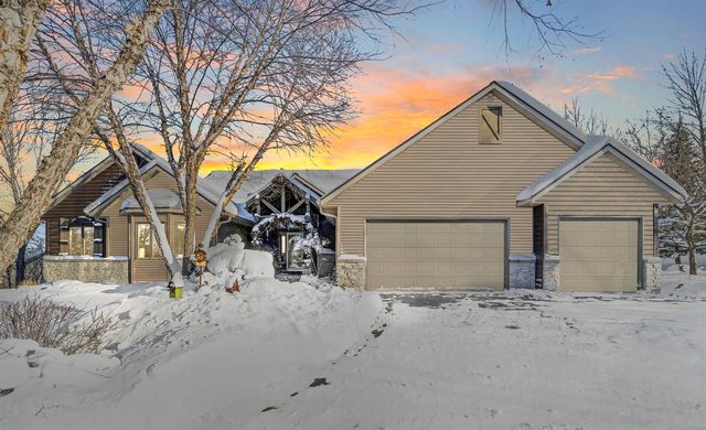 W1251 Lime Kiln Rd, New Holstein, WI 53061