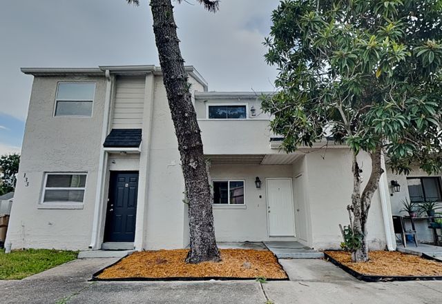 133 Jones Ln #B, Kissimmee, FL 34743