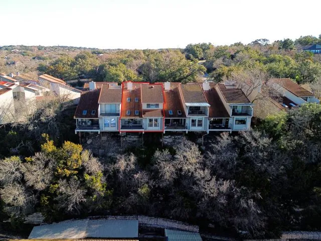 6820 Cypress Point N #6, Austin, TX 78746