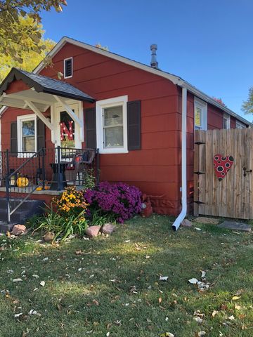 3632 S  15th St, Lincoln, NE 68502