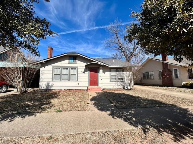 2122 16th St, Lubbock, TX 79401