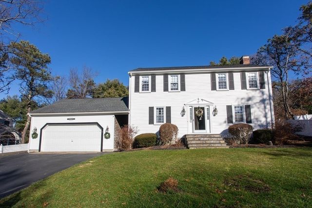 31 Miller Dr, Plymouth, MA 02360