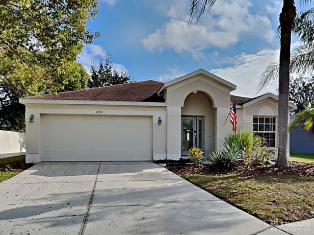 4220 Mast Ct, Land O Lakes, FL 34639