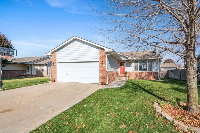 1706 Springfield St, Goddard, KS 67052