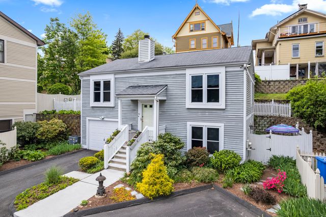New Haven, CT Homes For Sale & New Haven, CT Real Estate | Trulia - Houses For Sale In New Haven Connecticut