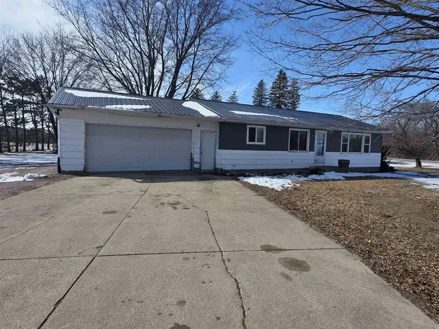 N2125 County Road J, Lyndon Station, WI 53944