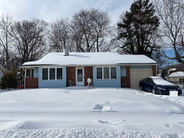 293 Somerset Rd, Deptford, NJ 08096