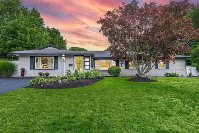 9 Algonquin Rd, Danvers, MA 01923