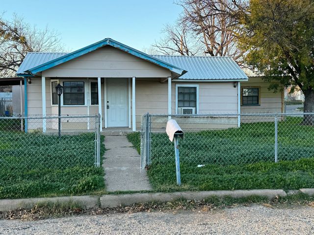 220 E  9th St, San Angelo, TX 76903